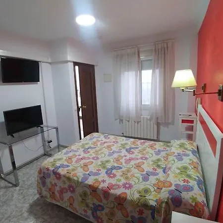 Doña Carmen Hotel *